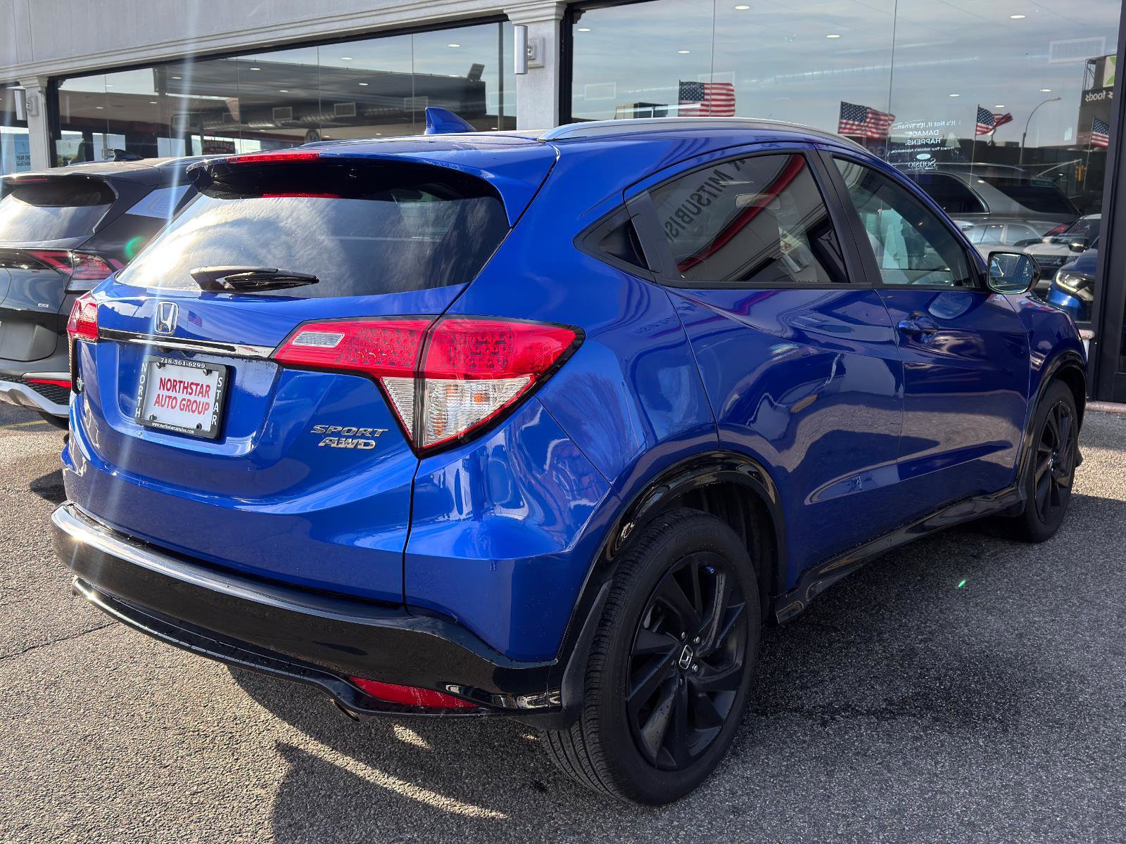 Used 2022 Honda HR-V Sport image 4