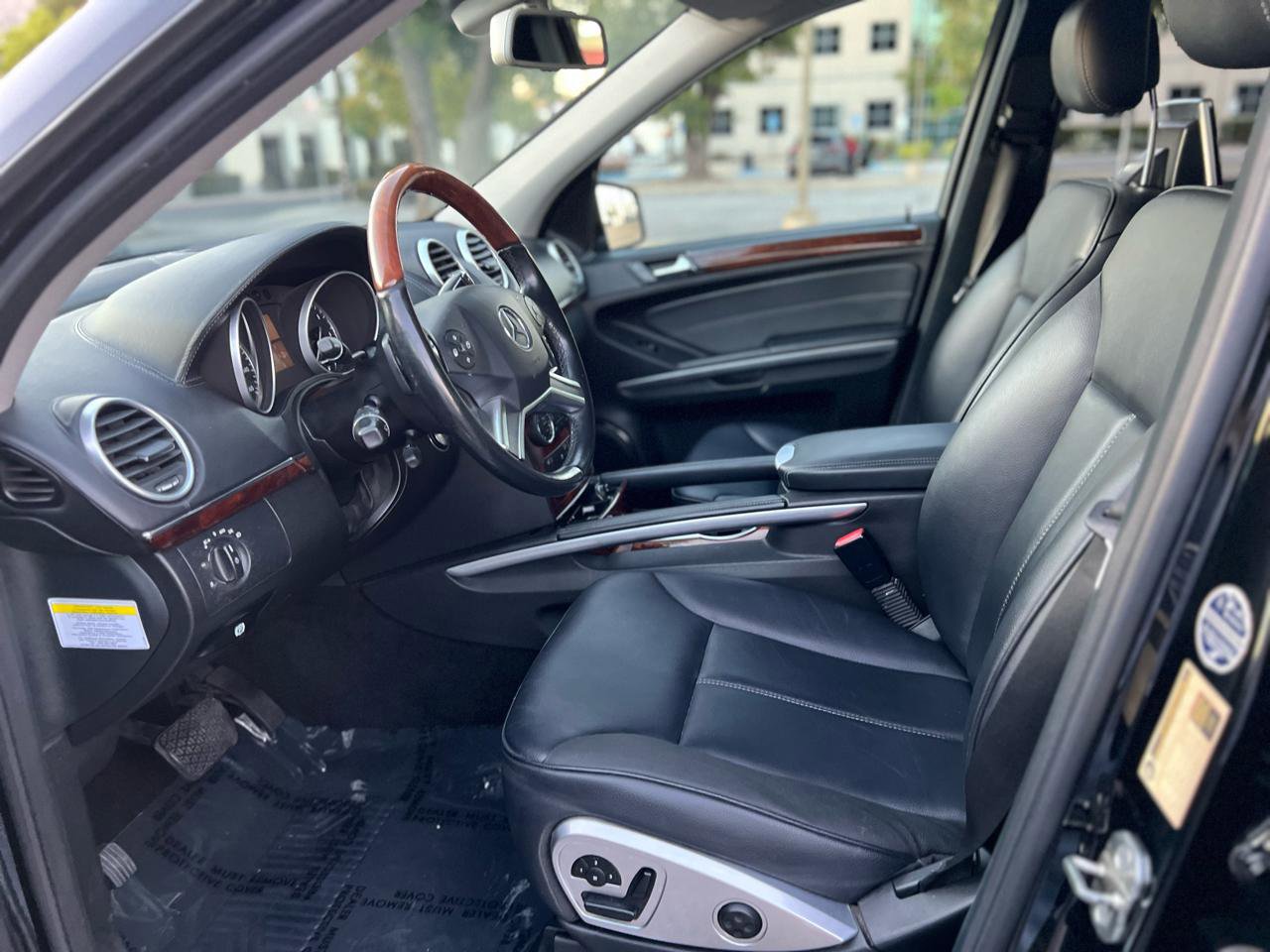 Used 2012 Mercedes-Benz GL 450 4MATIC image 8