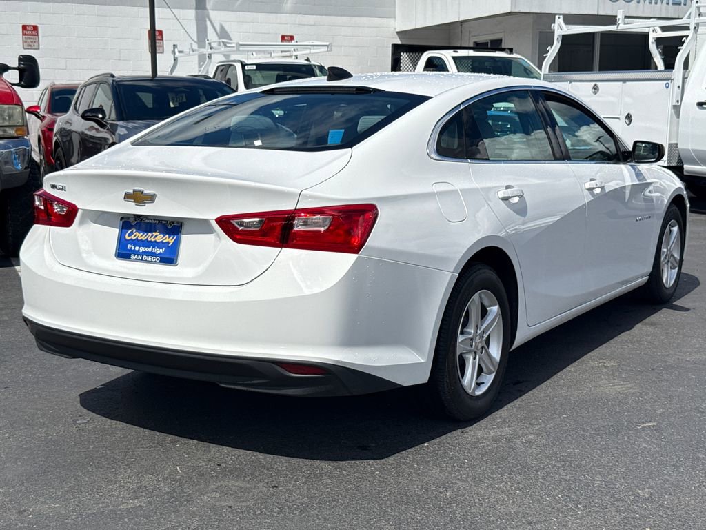 Used 2022 Chevrolet Malibu LS FWD image 10
