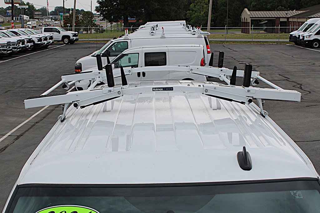 Used 2024 Chevrolet Express 2500 w/ Driver Convenience Package RWD image 16