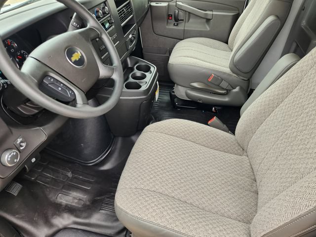 New 2026 Chevrolet Express 3500 w/ Power Convenience Package RWD image 4