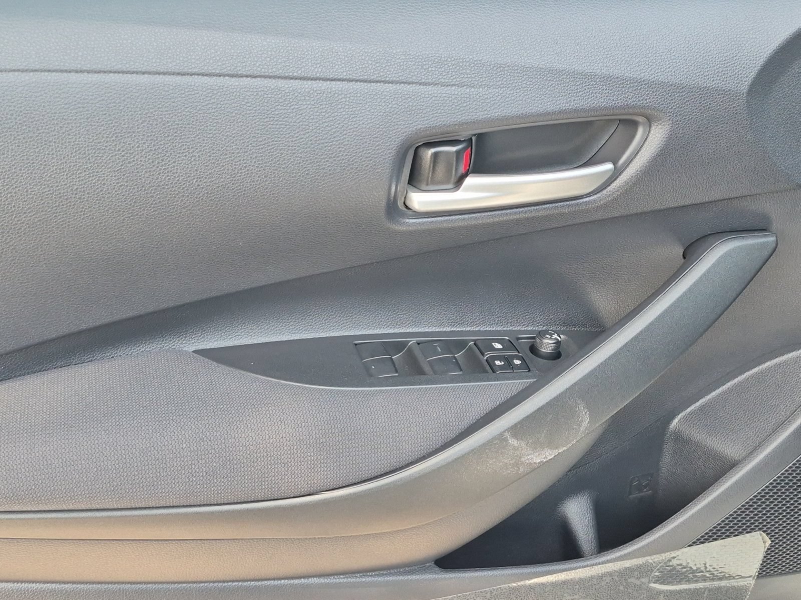 Used 2026 Toyota Corolla SE FWD image 10