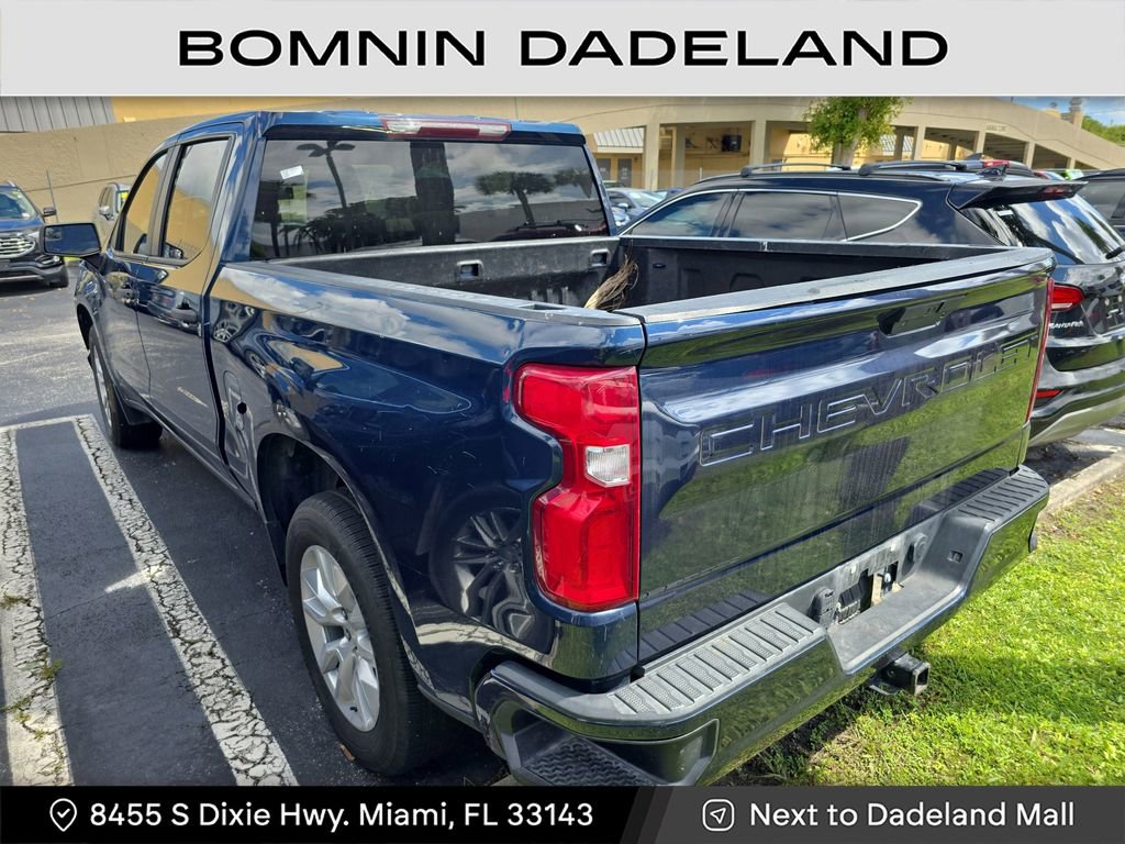Used 2021 Chevrolet Silverado 1500 Custom image 3