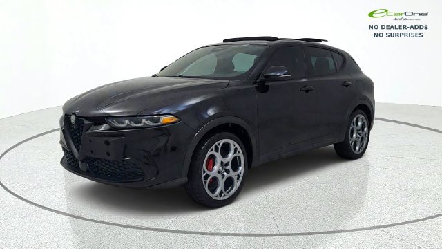 Used 2024 Alfa Romeo Tonale Veloce AWD/4WD image 3