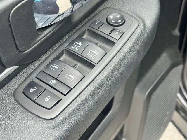 Used 2024 RAM 1500 Classic Warlock AWD/4WD image 18