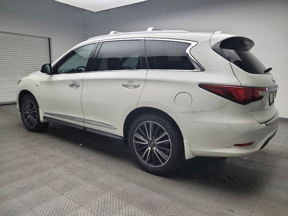 Used 2016 INFINITI QX60 Luxe w/ Deluxe Technology Package image 3