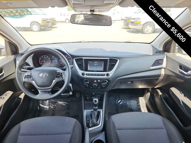 Used 2021 Hyundai Accent SE image 28