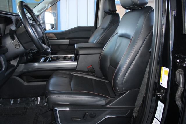 Used 2024 Ford F250 Lariat w/ Black Appearance Package image 22