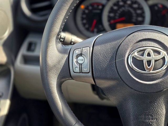 Used 2011 Toyota RAV4 Limited w/ Limited Extra Value Pkg AWD/4WD image 14
