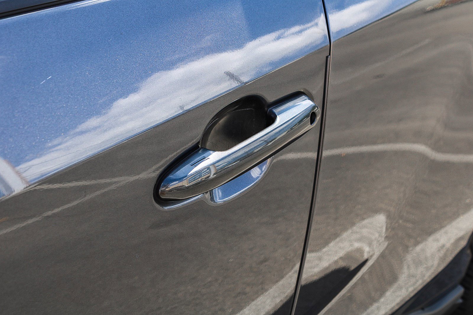 Used 2022 Toyota RAV4 XLE w/ Convenience Package FWD image 17