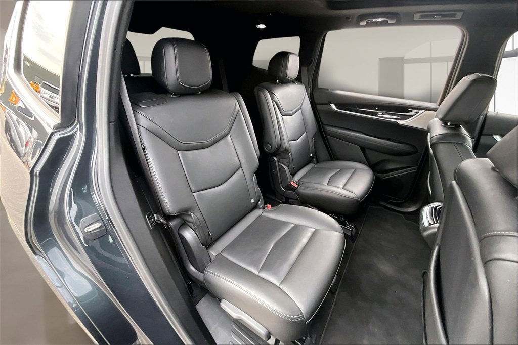Used 2023 Cadillac XT6 Premium Luxury w/ Technology Package image 27