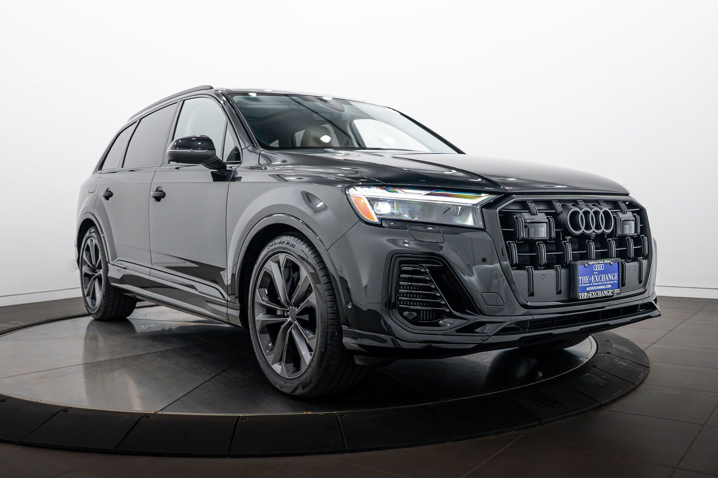 Used 2026 Audi Q7 3.0T Premium Plus w/ Premium Plus Package AWD/4WD image 2