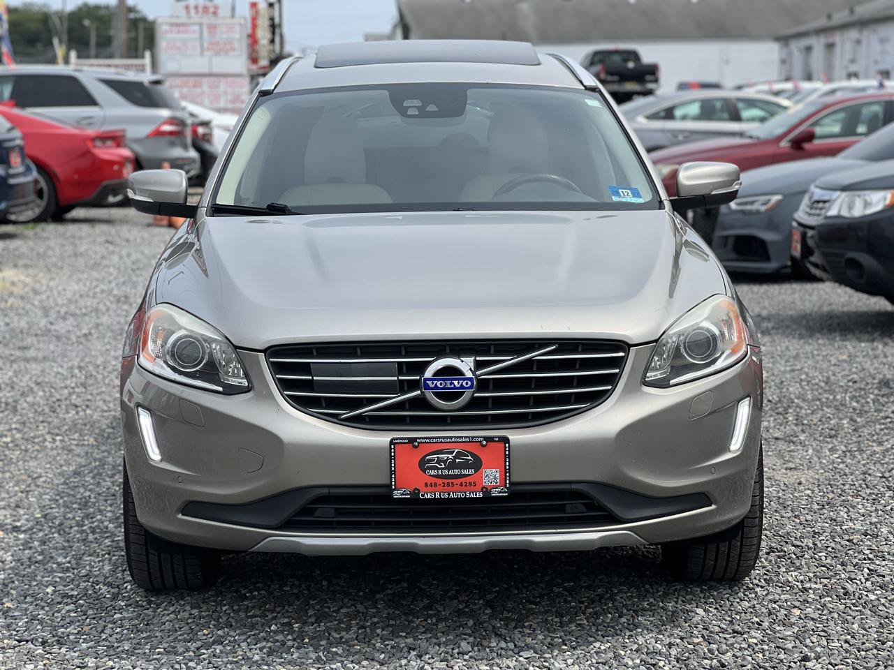 Used 2016 Volvo XC60 T6 Platinum w/ Climate Package AWD/4WD image 2