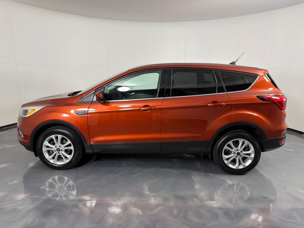 Used 2019 Ford Escape SE FWD image 8