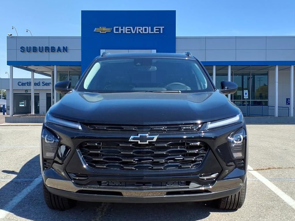 New 2025 Chevrolet Trax ACTIV w/ Driver Confidence Package image 2