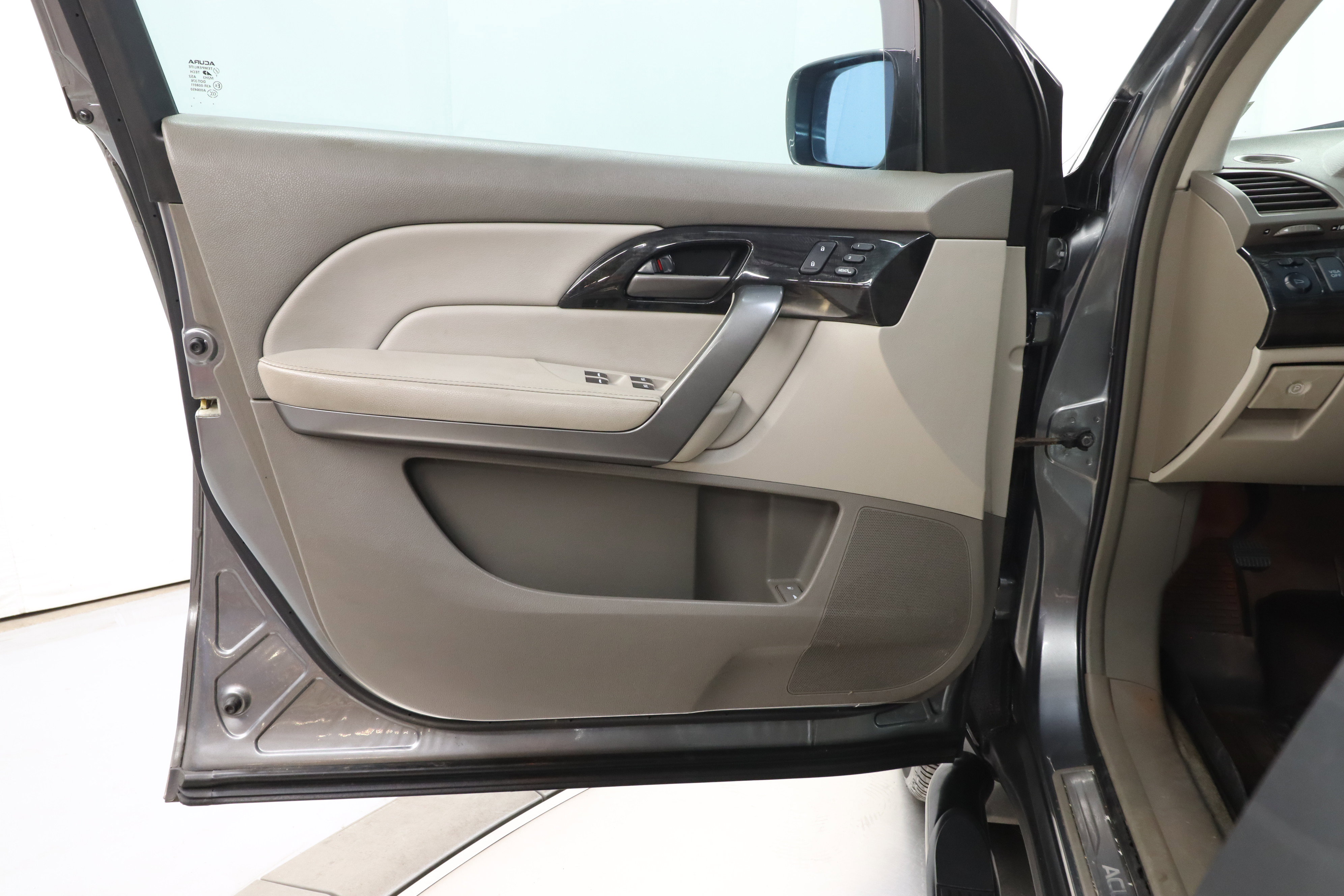 Used 2008 Acura MDX w/ Technology Package image 23