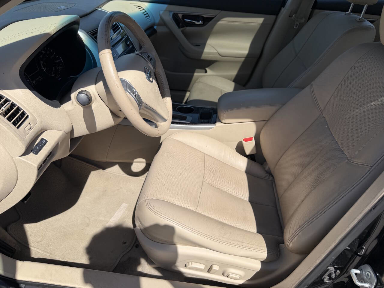 Used 2014 Nissan Altima 2.5 SL w/ Moonroof Package FWD image 14