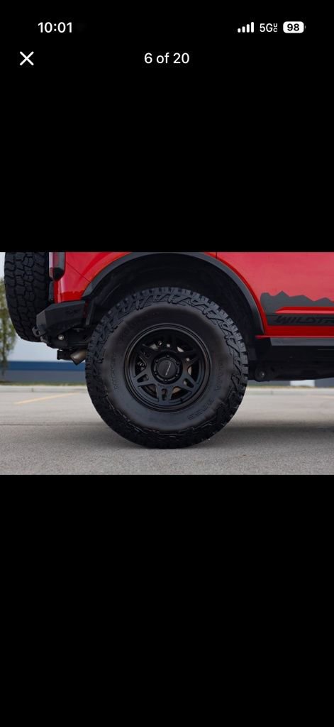 Used 2022 Ford Bronco Wildtrak image 6