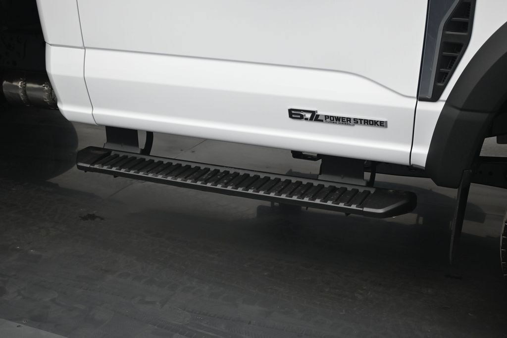 New 2026 Ford F450 XL w/ XL Chrome Package RWD image 18