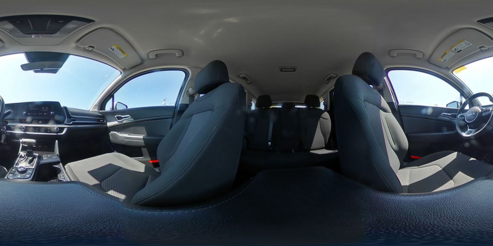 Used 2025 Kia Sportage LX FWD image 42