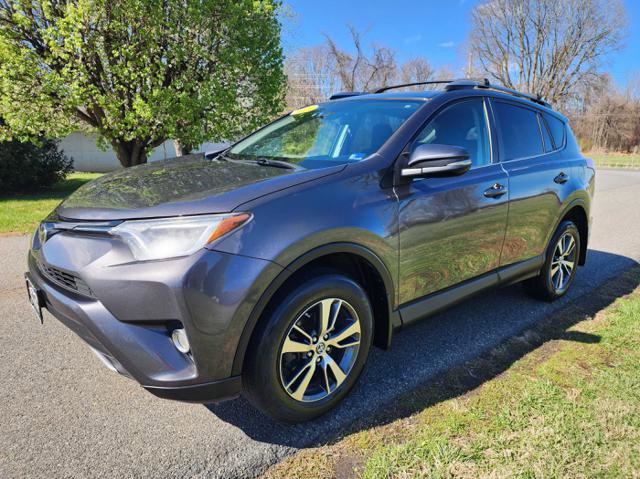 Used 2017 Toyota RAV4 XLE image 2