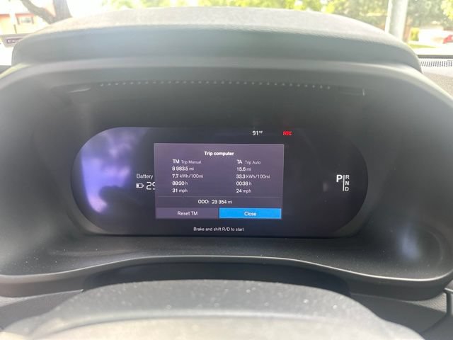 Used 2023 Volvo XC40 Recharge Ultimate w/ Protection Package Premier AWD/4WD image 2