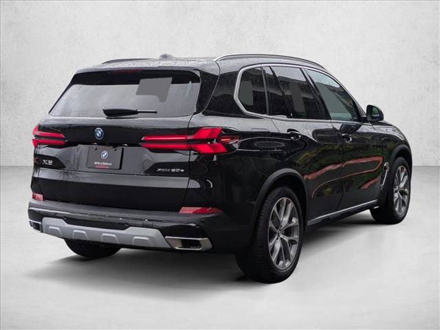 Used 2026 BMW X5 xDrive50e w/ Premium Package AWD/4WD image 2