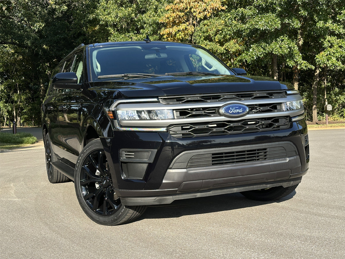 Used 2023 Ford Expedition Max XL image 4