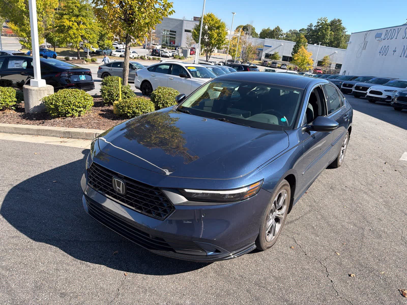 Used 2024 Honda Accord EX-L image 3