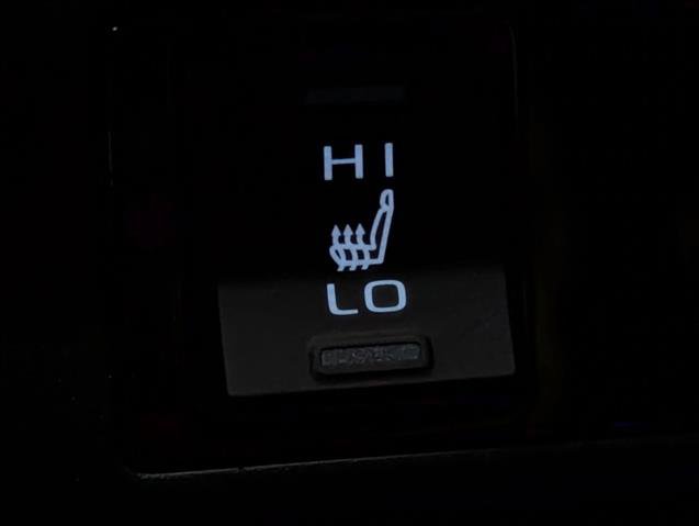 Used 2025 Toyota RAV4 XLE w/ Convenience Package AWD/4WD image 14