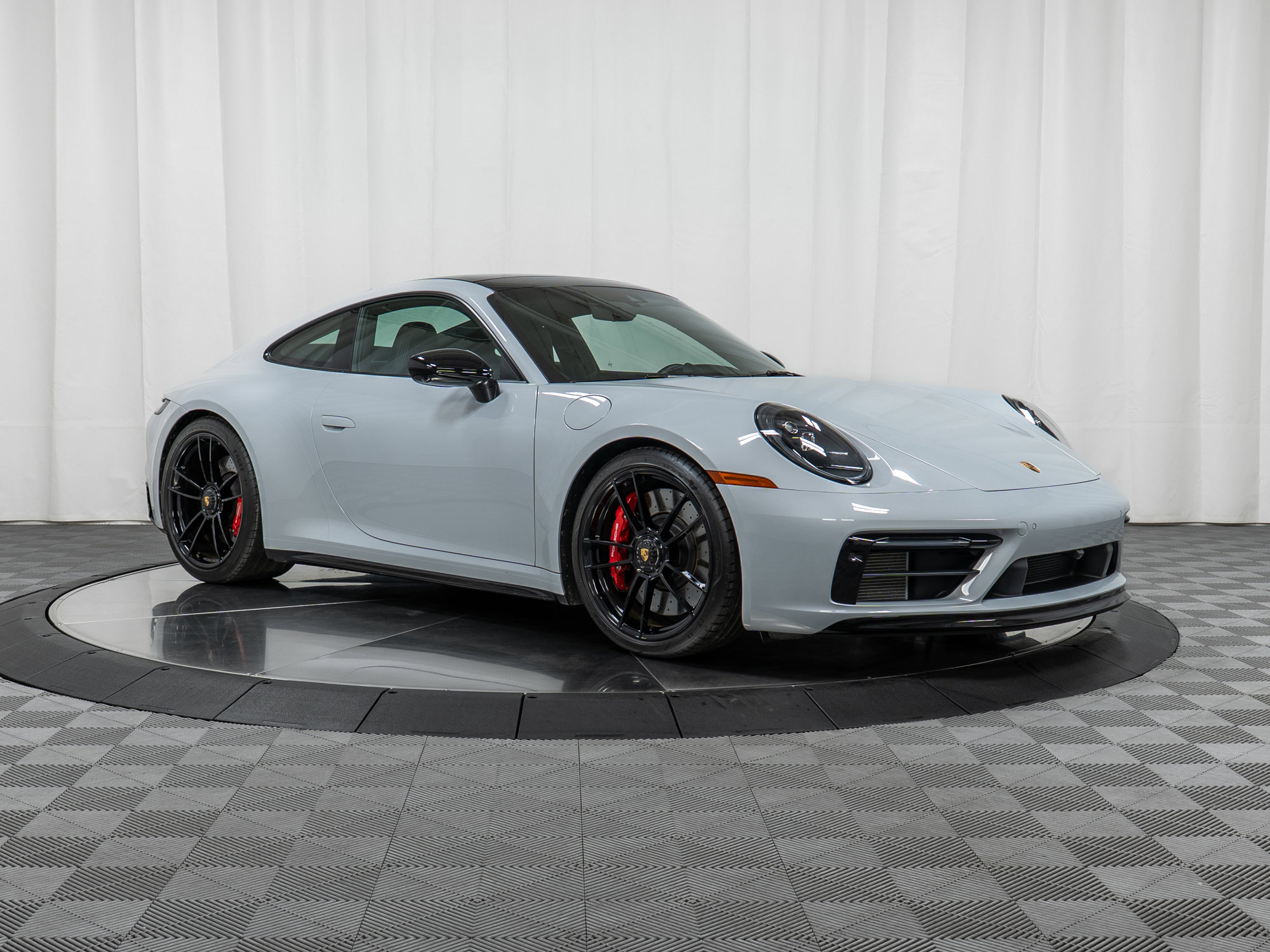 Certified 2024 Porsche 911 Carrera 4 GTS image 9
