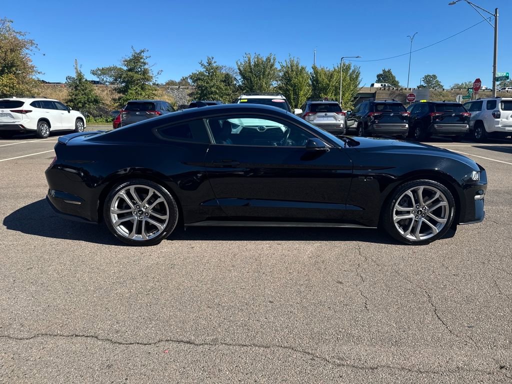 Used 2022 Ford Mustang GT Premium image 12