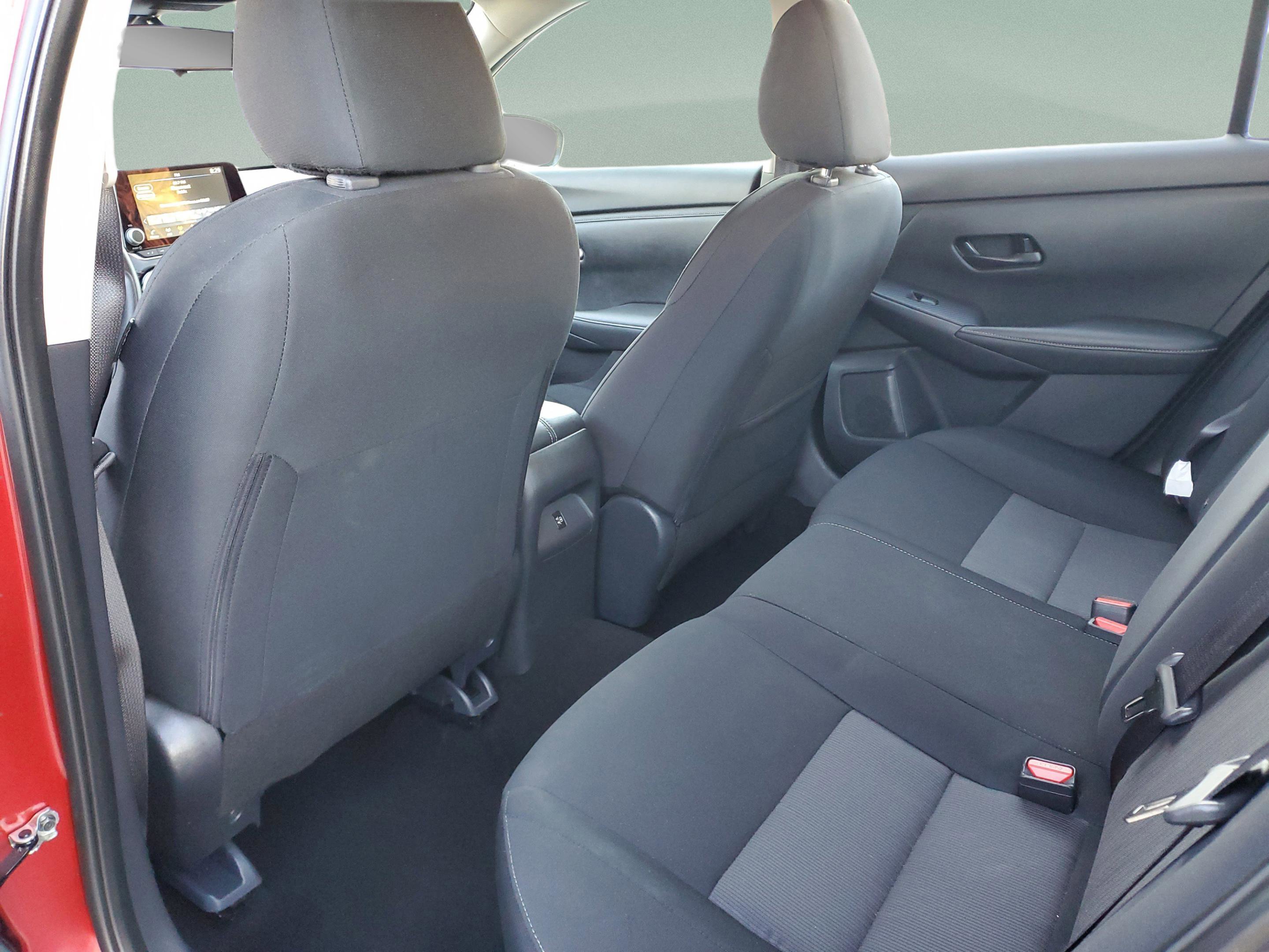 Used 2024 Nissan Sentra SV w/ Trunk Package image 27