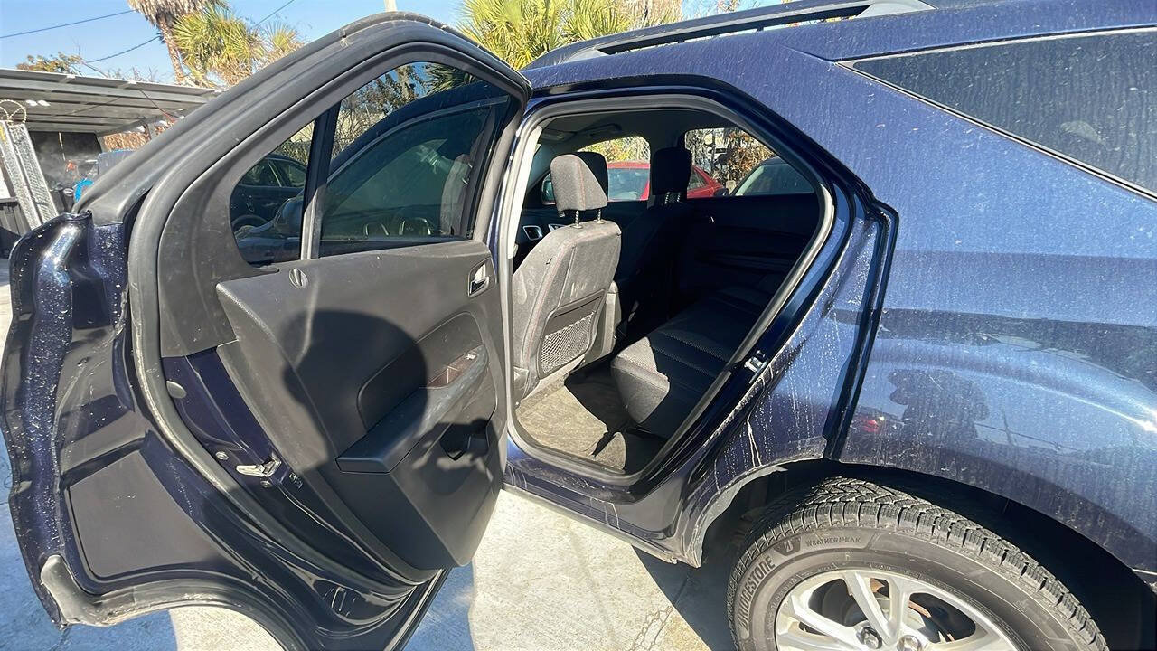 Used 2017 Chevrolet Equinox LT w/ Convenience Package AWD/4WD image 10