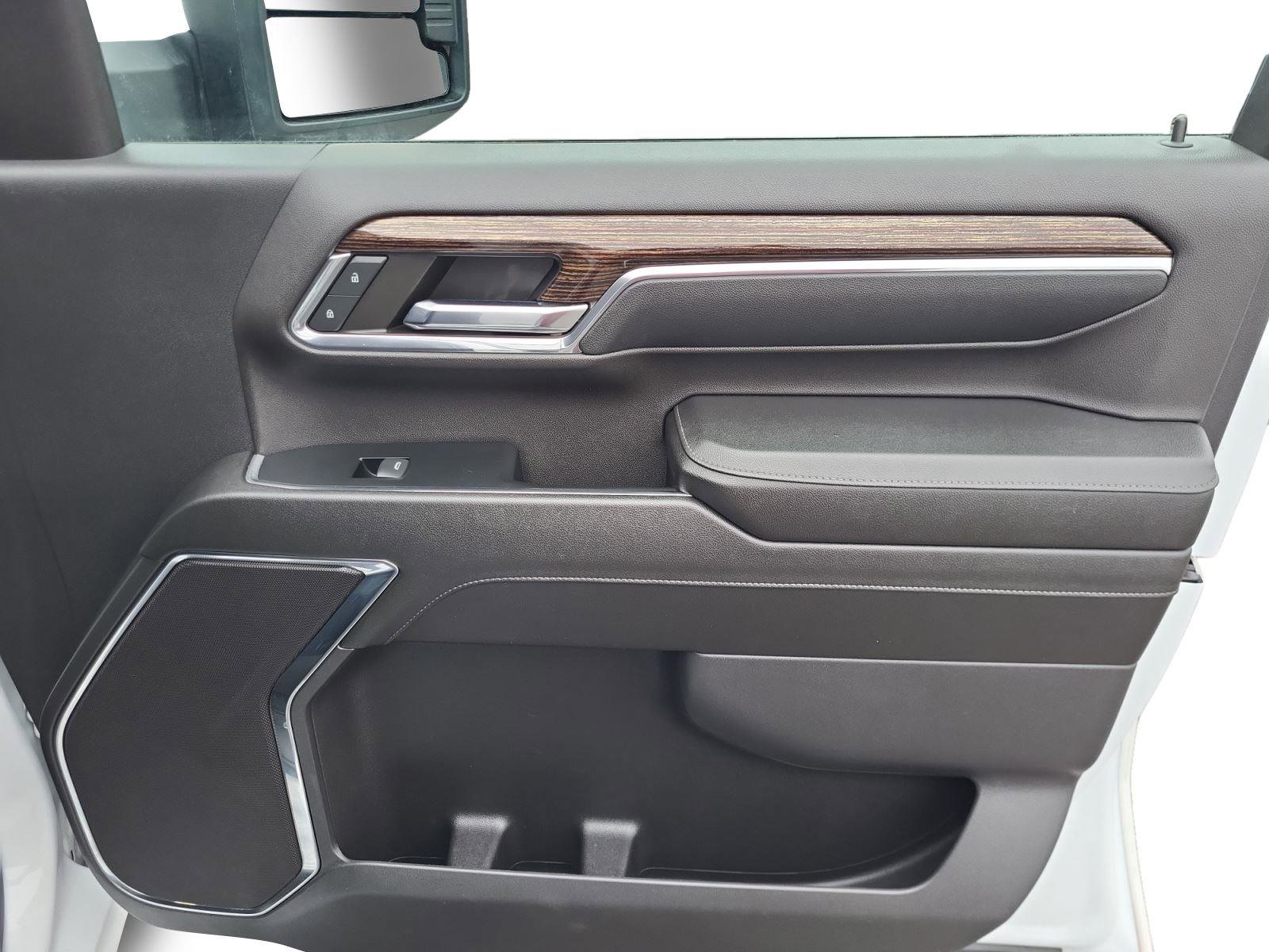 Used 2024 GMC Sierra 2500 SLE w/ SLE Value Package image 24