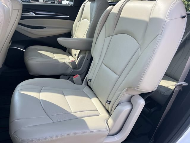 Used 2018 Buick Enclave Premium w/ Experience Buick Package FWD image 22