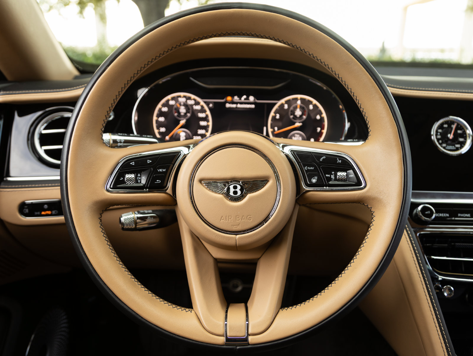 Used 2022 Bentley Flying Spur V8 AWD/4WD image 13
