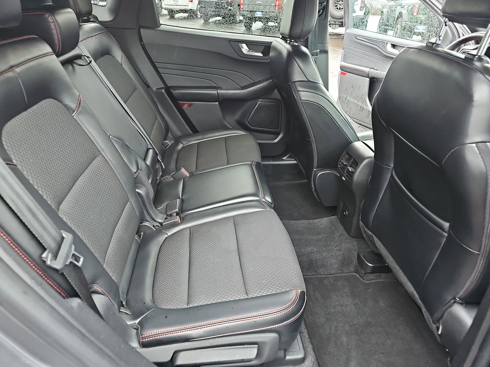 Used 2024 Ford Escape ST-Line image 17