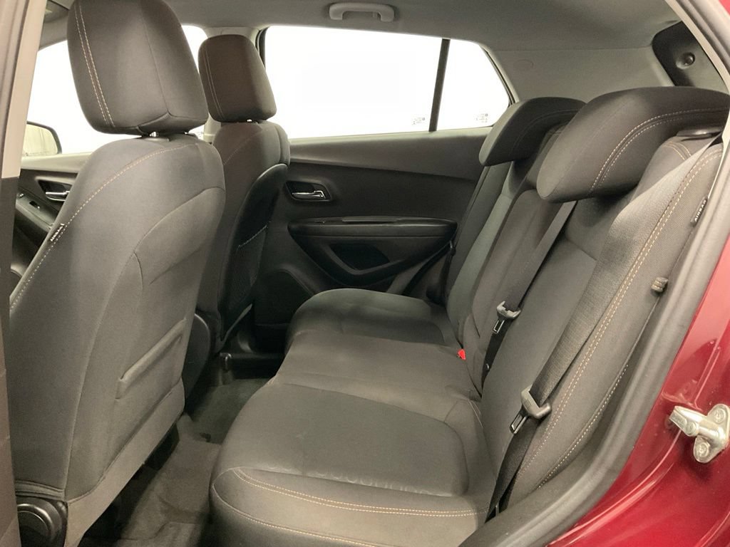 Used 2017 Chevrolet Trax LS FWD image 33