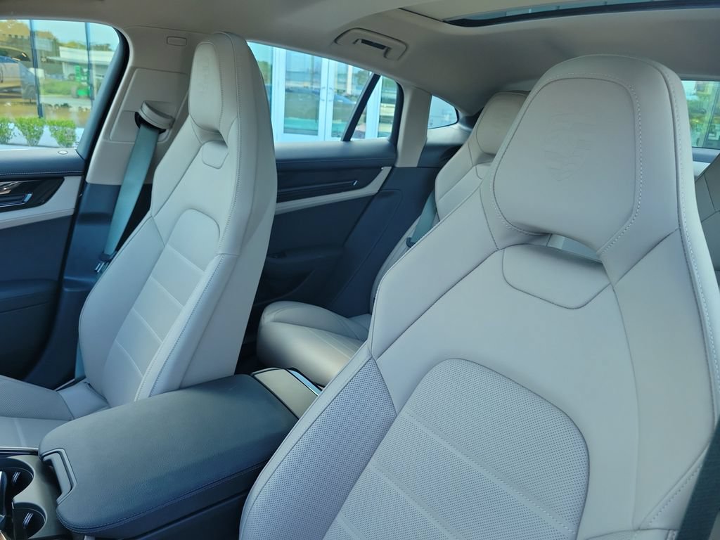 Used 2026 Porsche Panamera 4 AWD/4WD image 26