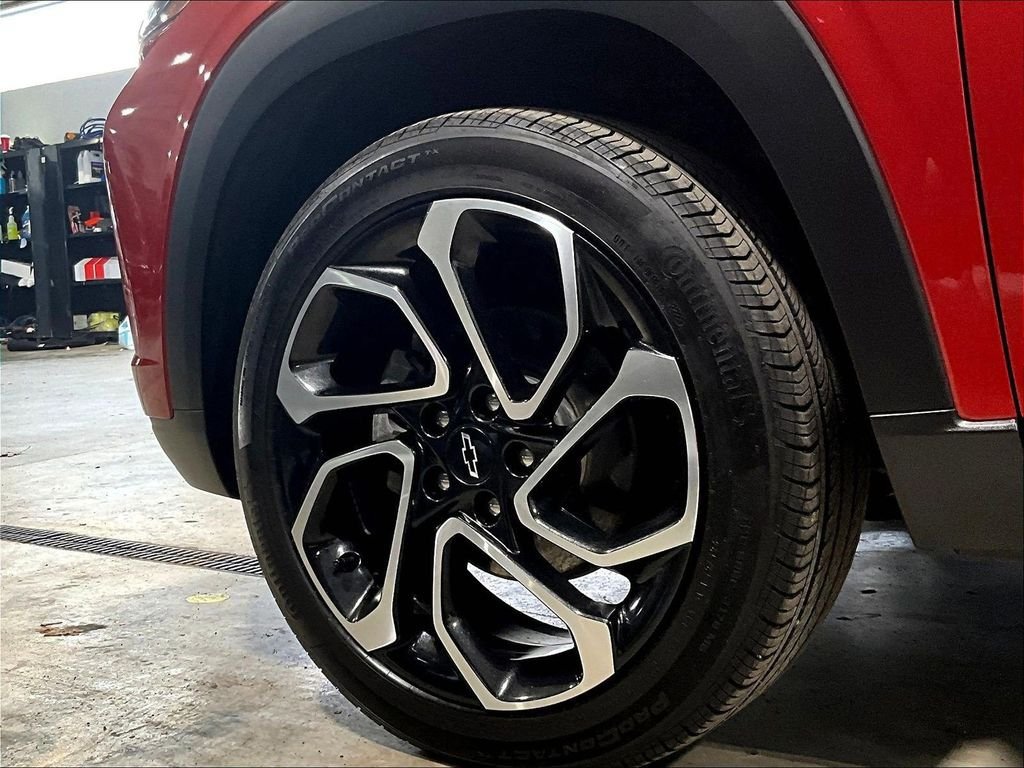 Used 2024 Chevrolet Trax RS w/ Driver Confidence Package FWD image 7