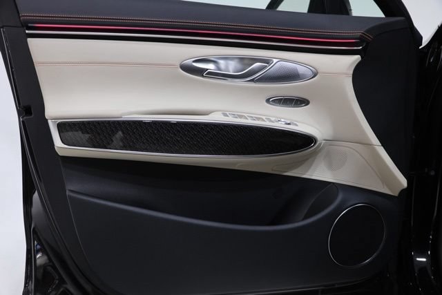 New 2026 Genesis GV70 3.5T Sport Prestige AWD/4WD image 17