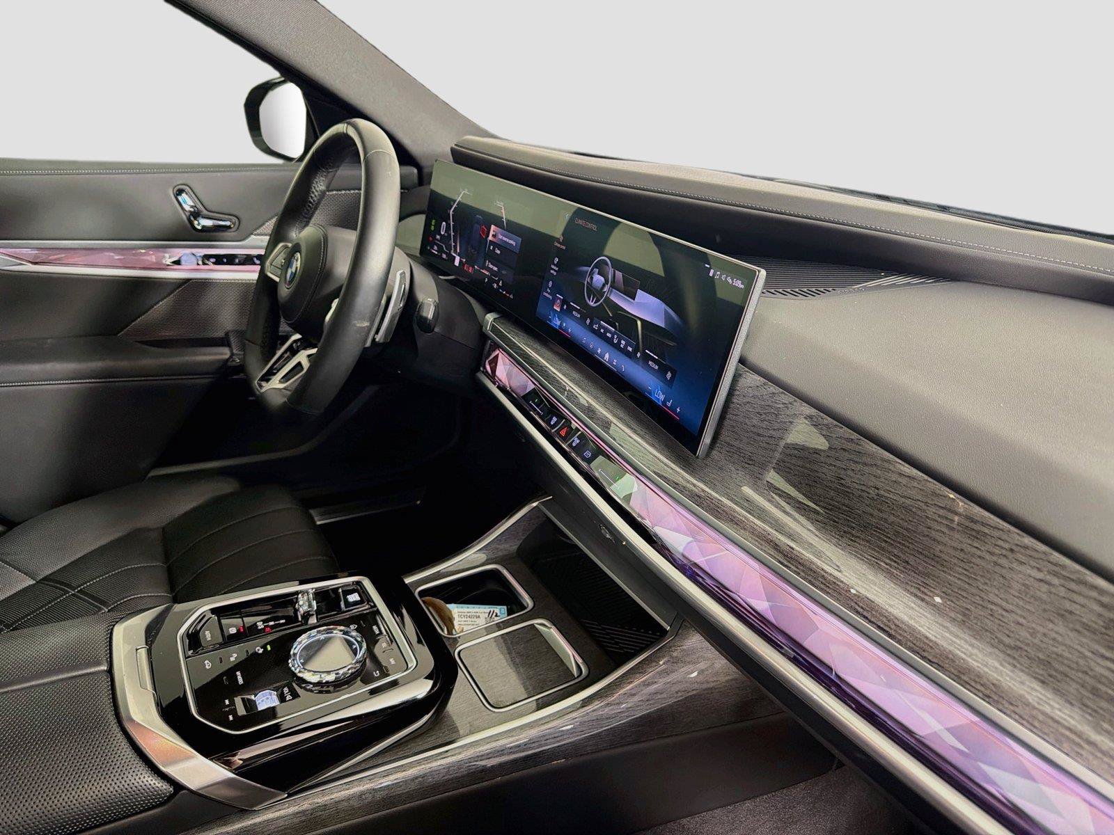 Used 2023 BMW 740i RWD image 30