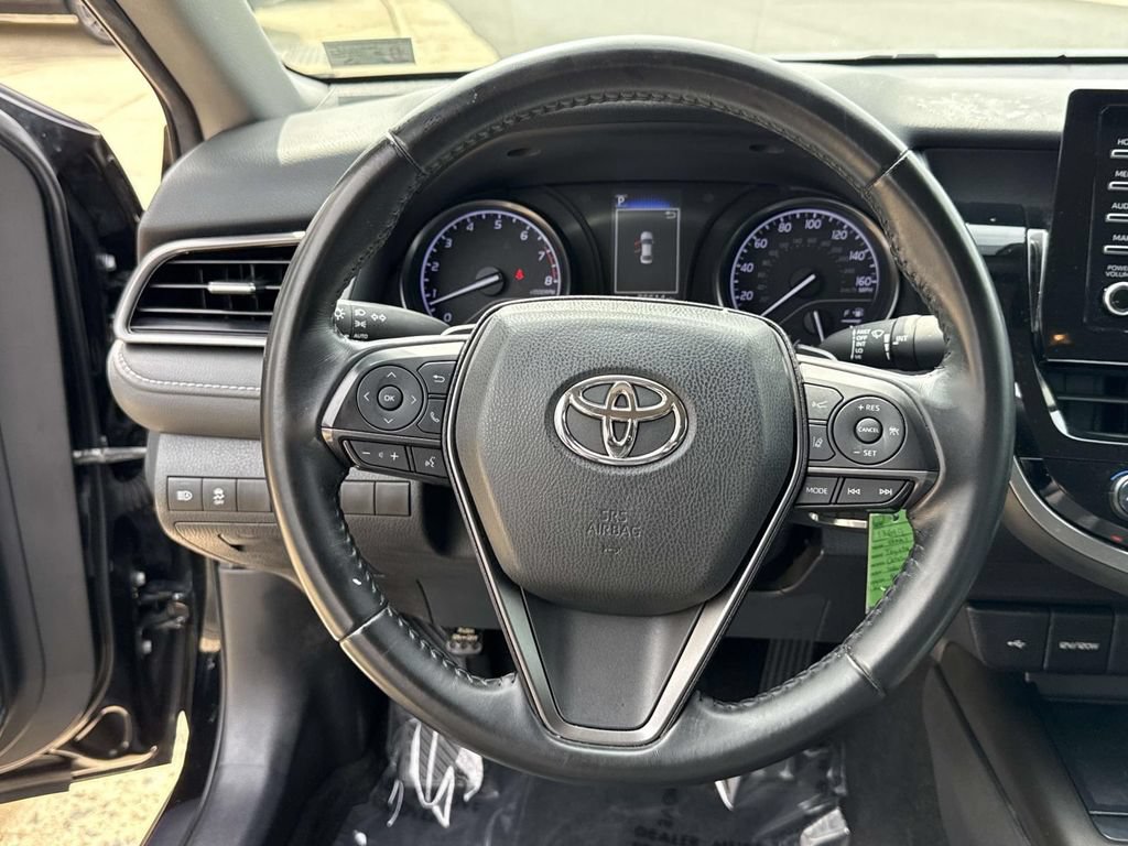 Used 2021 Toyota Camry SE FWD image 30