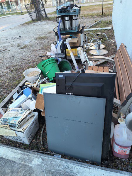 Used 2016 Mercedes-Benz Metris Passenger image 22