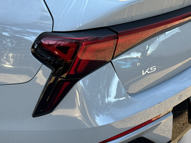 Used 2025 Kia K5 GT-Line w/ GT-Line Premium Package FWD image 10