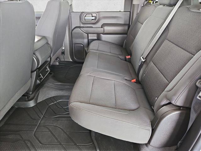 Used 2021 Chevrolet Silverado 2500 Custom w/ Custom Value Package AWD/4WD image 17