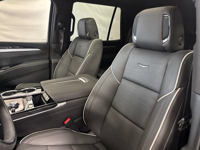 New 2026 Cadillac Escalade Sport w/ Touring Package AWD/4WD image 6