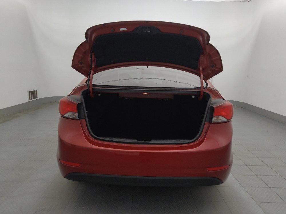 Used 2016 Hyundai Elantra SE FWD image 29