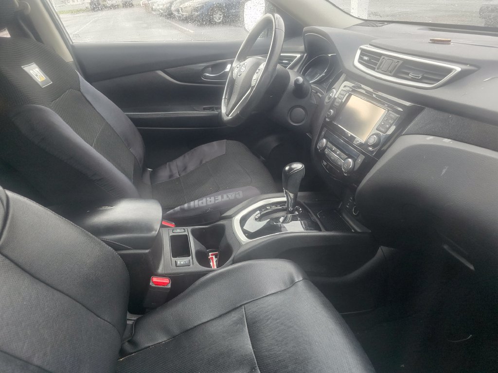 Used 2016 Nissan Rogue SL w/ SL Premium Package AWD/4WD image 12